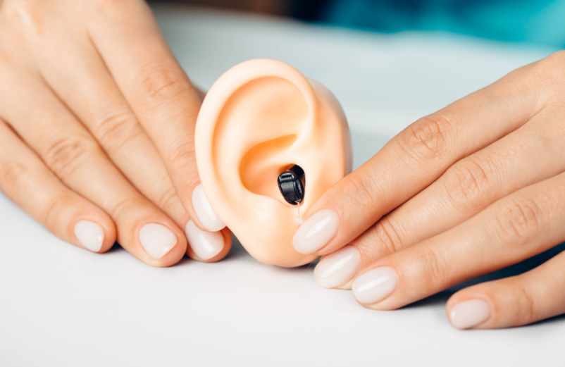 Les avantages d’un appareil auditif invisible Blune