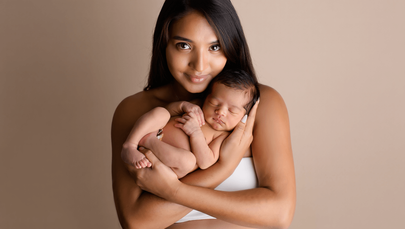 Peau à peau avec bébé : quels bienfaits ?