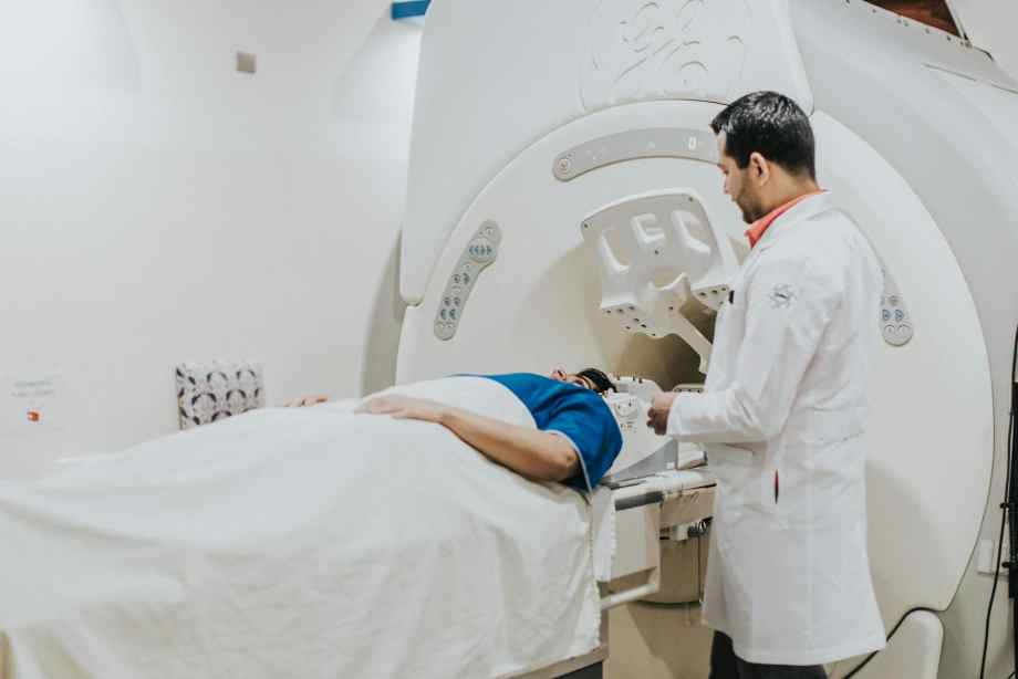 Comment la radiothérapie agit-elle sur le cancer ?-Blune Comment la radiothérapie agit-elle sur le cancer ?-Blune