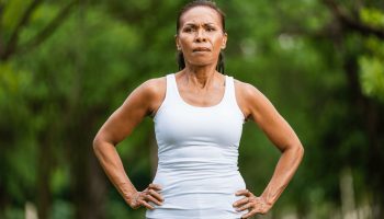 Comment perdre du ventre après 50 ans grâce à un exercice de respiration ?