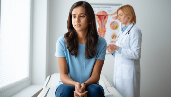 Pourquoi tant de femmes hésitent-elles à consulter un gynécologue pour leur santé intime?