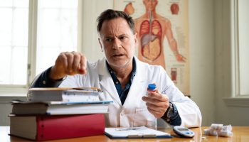 Pourquoi un médecin affirme que l’insuline, pas les graisses, favorise la prise de poids?