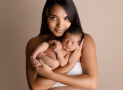 Quels sont les bienfaits du contact peau à peau pour bébé et la maman ?