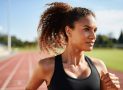 Sept astuces pour protéger les cheveux texturés pendant le sport
